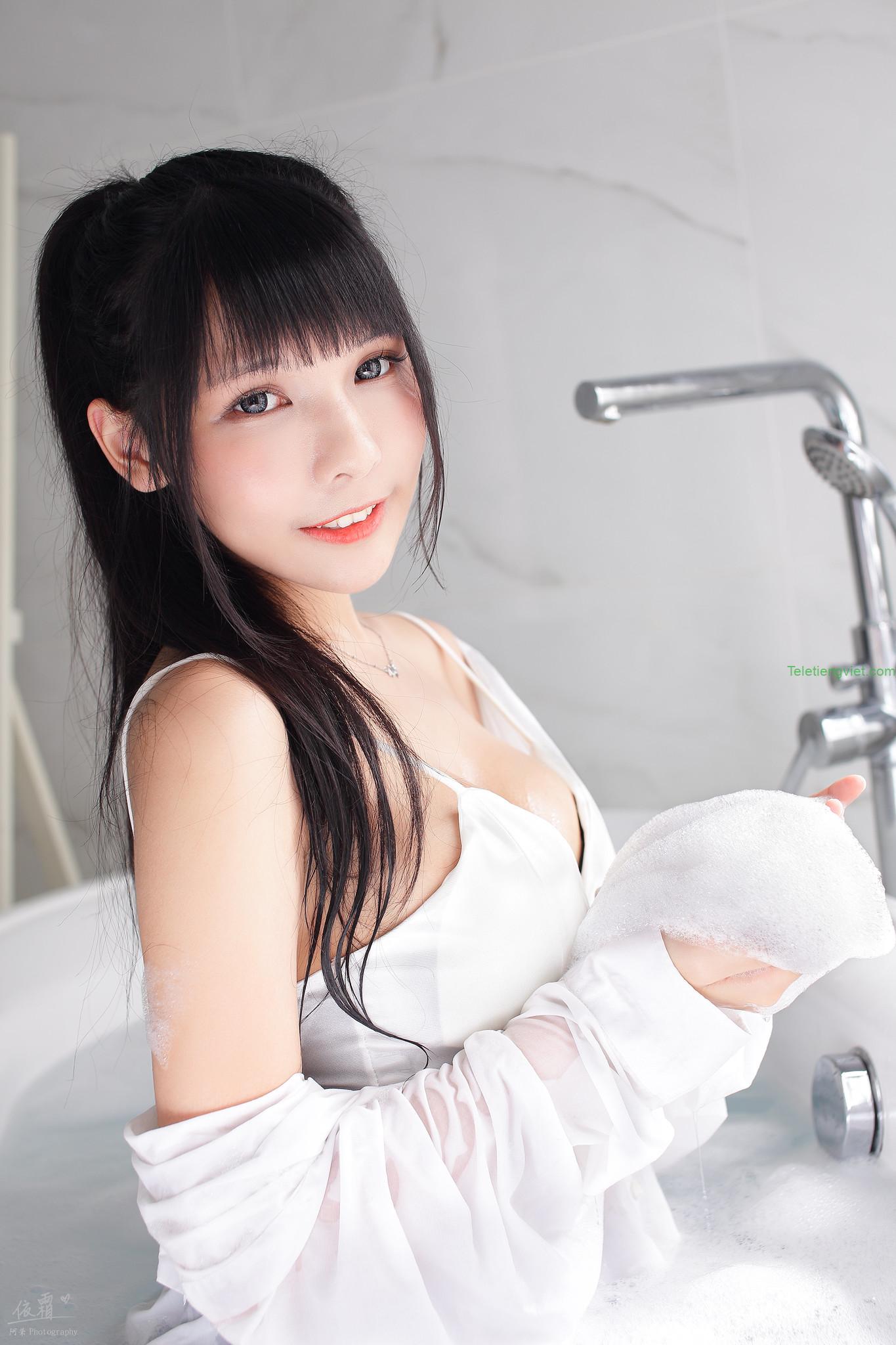 Tuyển tập ảnh ngực đẹp, dú to khủng của hot girl gái xinh