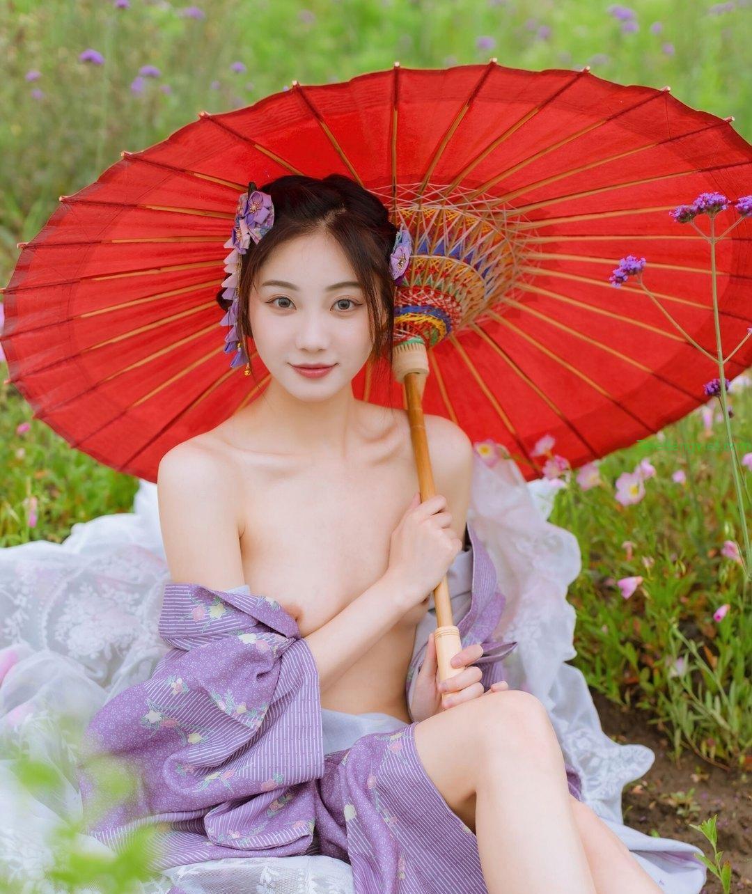 Ảnh nude học sinh mới lơn gợi cảm